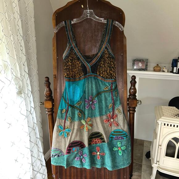 Rising International Dresses & Skirts - Vintage Rising International Dress 100% Cotton Patchwork small boho floral